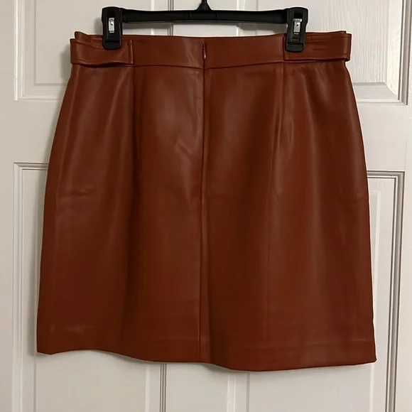 Loft Leather Skirt - Picture 2 of 9